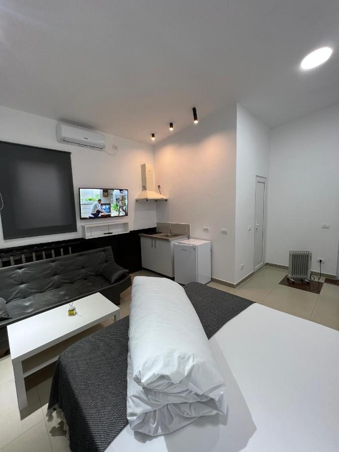 Hostel Casa Popa Nan Бухарест Екстер'єр фото
